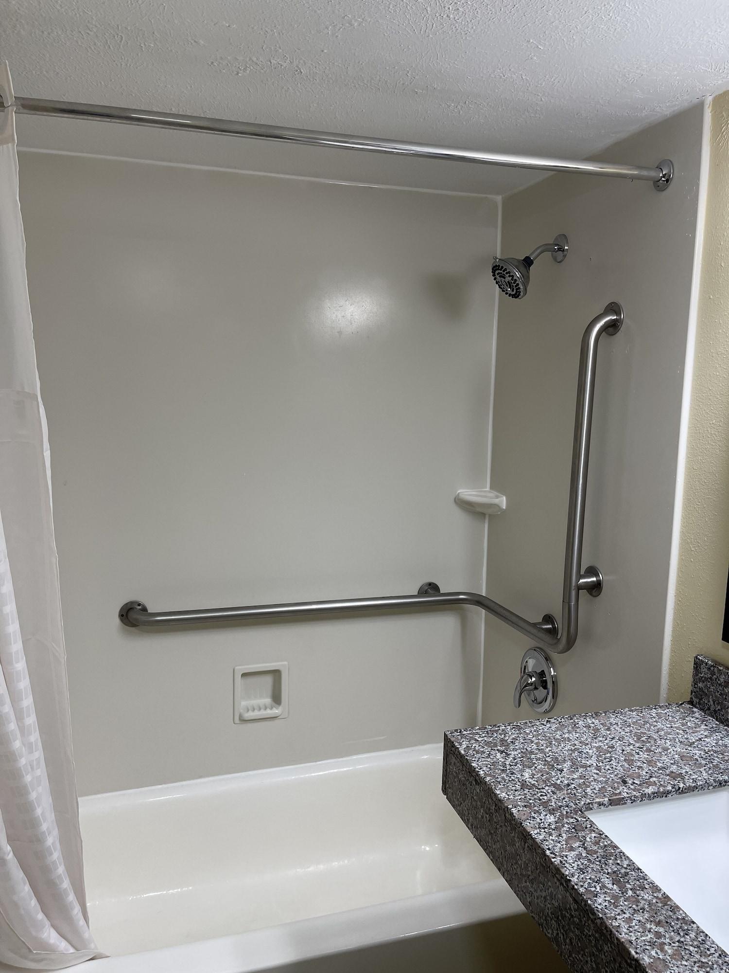 La Quinta Inn By Wyndham Indianapolis Airport Lynhurst Exterior foto